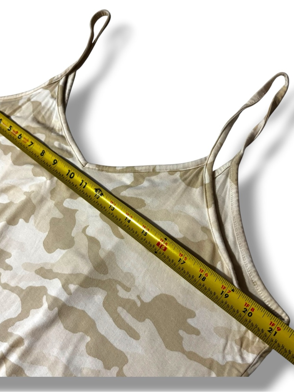 Old Navy White & Light Gray/Beige V Neck Loose Fit Camo Spaghetti Strap Camisole - Picture 12 of 16